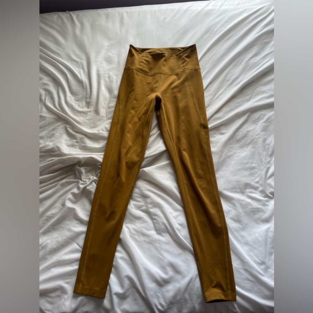 Girlfriend Collective Compressed Leggings in Saddle Size Small